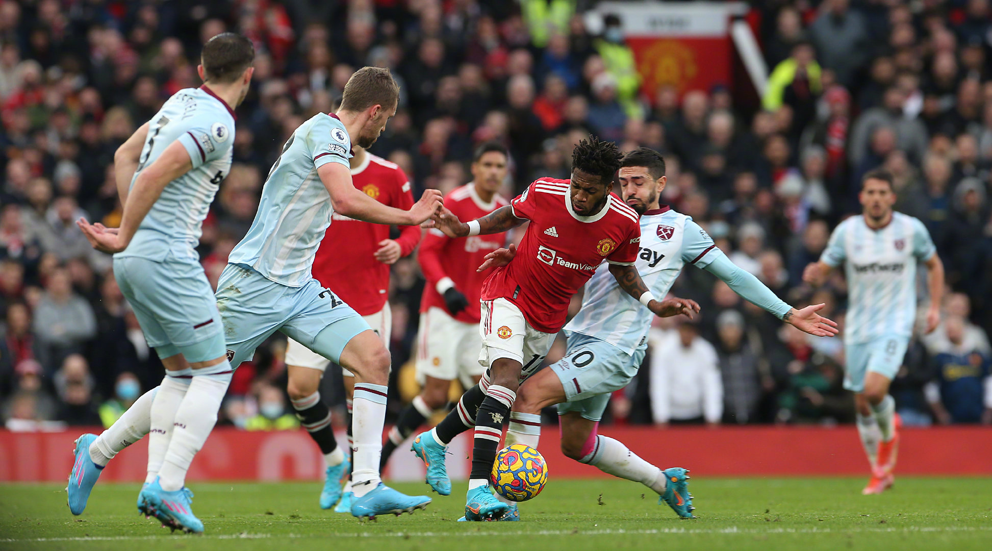 在接受采访 在接受采访